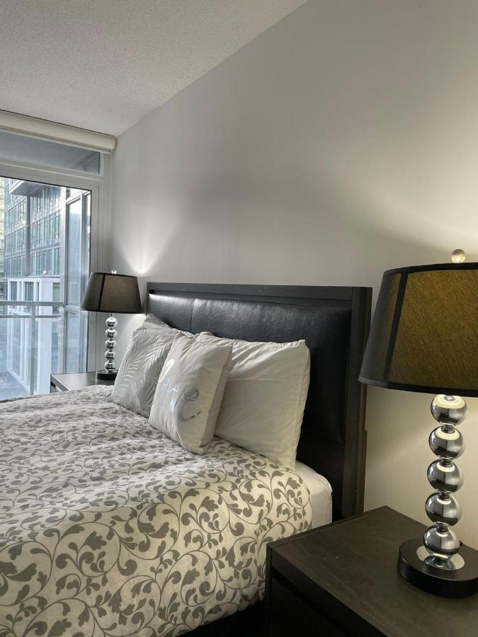 Toronto Downtown Luxurious Stylish 3 Bedroom 3 Bath 2 Balconies Near Rogers Centre Lakeview Condo Εξωτερικό φωτογραφία