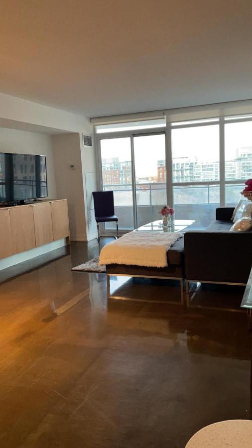 Toronto Downtown Luxurious Stylish 3 Bedroom 3 Bath 2 Balconies Near Rogers Centre Lakeview Condo Εξωτερικό φωτογραφία