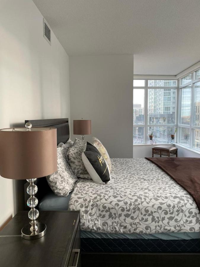 Toronto Downtown Luxurious Stylish 3 Bedroom 3 Bath 2 Balconies Near Rogers Centre Lakeview Condo Εξωτερικό φωτογραφία