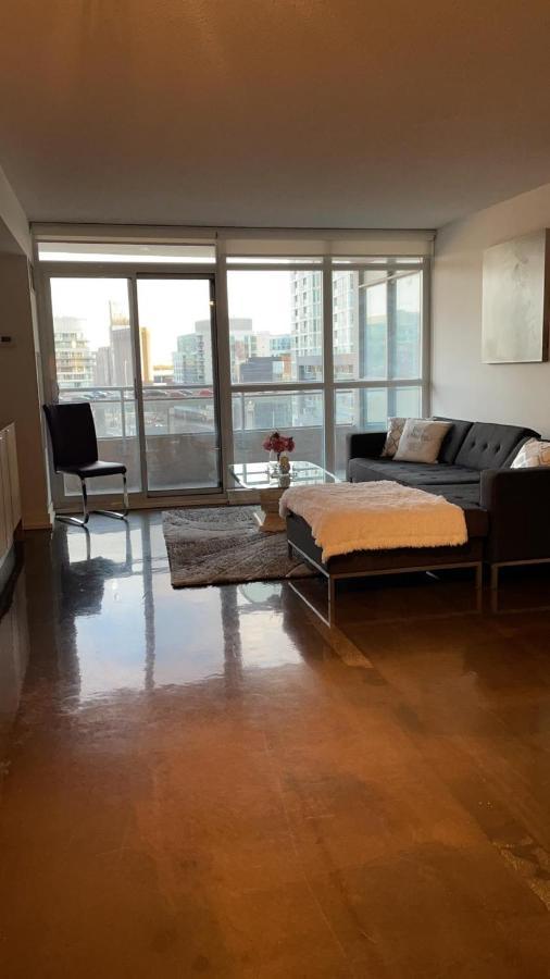 Toronto Downtown Luxurious Stylish 3 Bedroom 3 Bath 2 Balconies Near Rogers Centre Lakeview Condo Εξωτερικό φωτογραφία