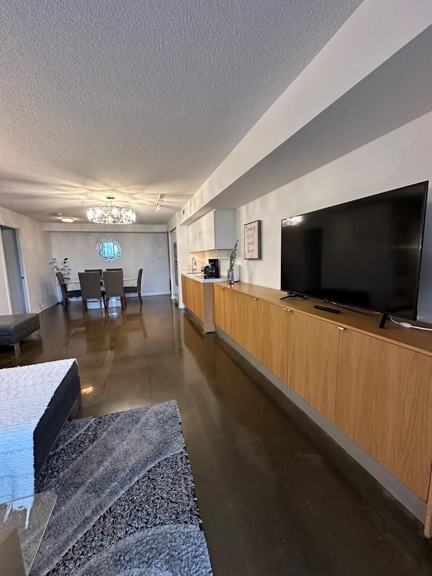 Toronto Downtown Luxurious Stylish 3 Bedroom 3 Bath 2 Balconies Near Rogers Centre Lakeview Condo Εξωτερικό φωτογραφία
