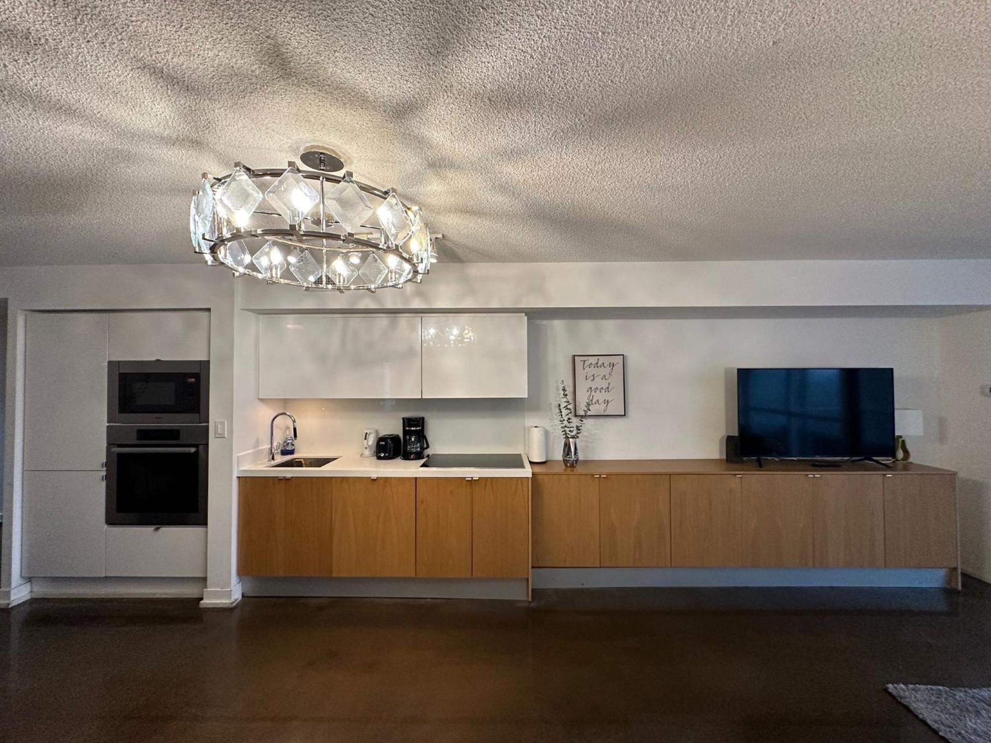 Toronto Downtown Luxurious Stylish 3 Bedroom 3 Bath 2 Balconies Near Rogers Centre Lakeview Condo Εξωτερικό φωτογραφία