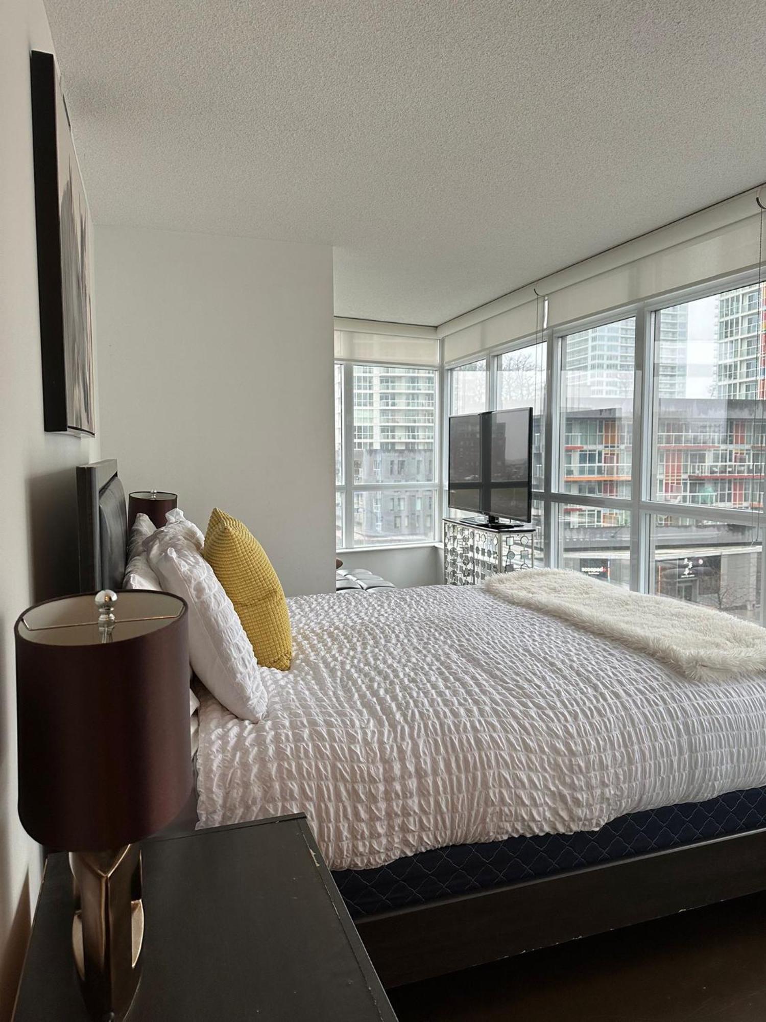 Toronto Downtown Luxurious Stylish 3 Bedroom 3 Bath 2 Balconies Near Rogers Centre Lakeview Condo Εξωτερικό φωτογραφία